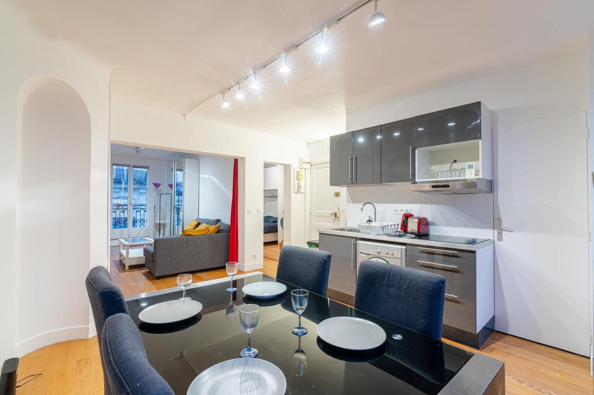 Luxurious 1 Bedroom Tour Eiffel Saint Dominique Free Netflix Paris Exterior photo