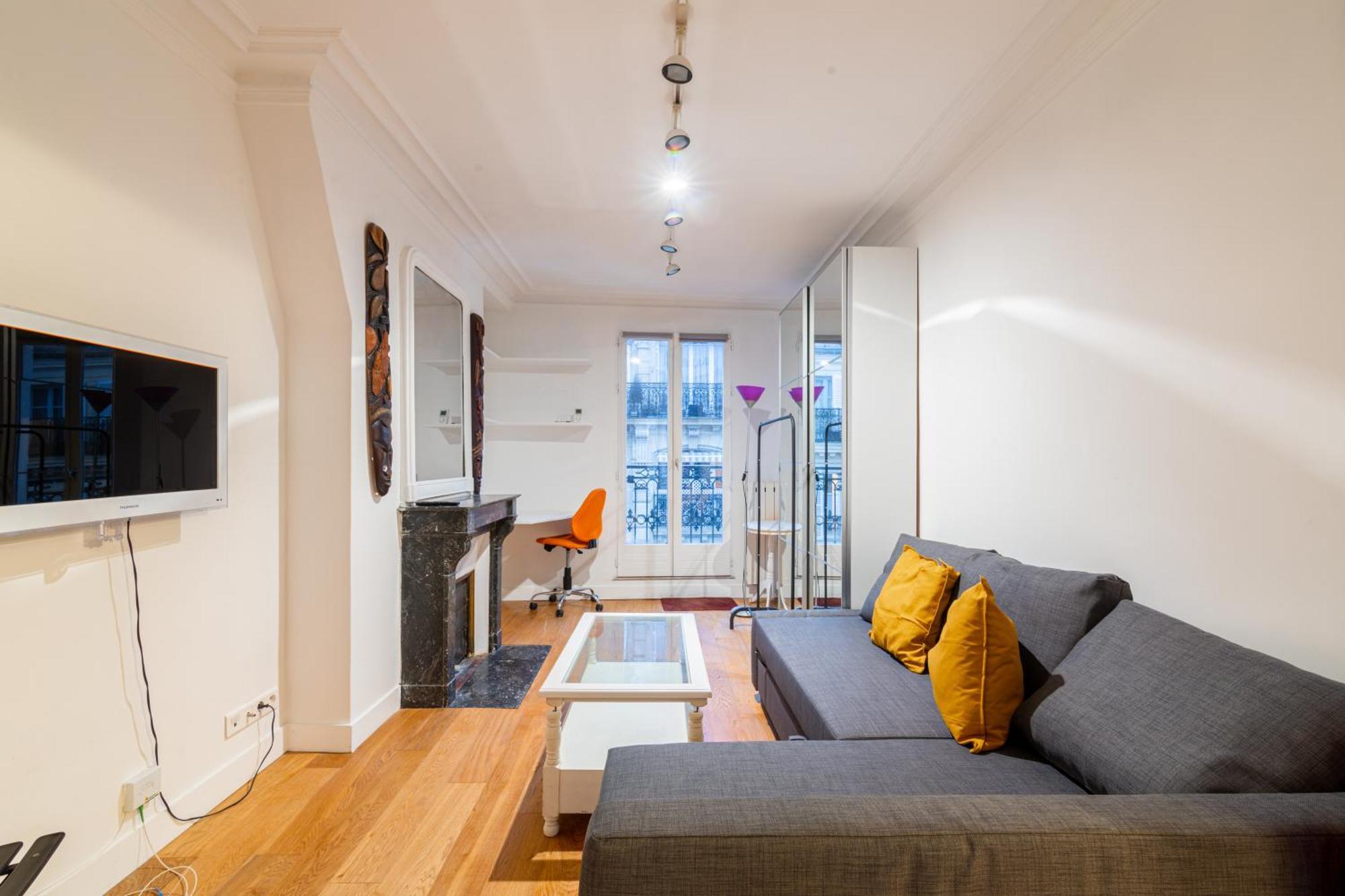 Luxurious 1 Bedroom Tour Eiffel Saint Dominique Free Netflix Paris Exterior photo